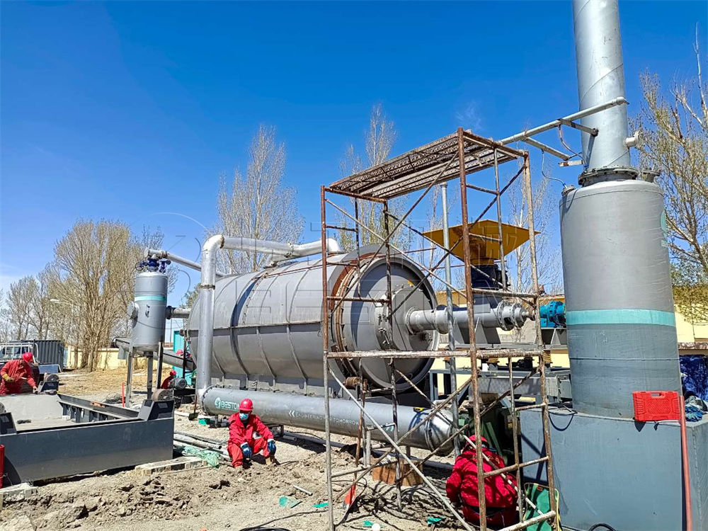 內(nèi)蒙16噸半連續(xù)油泥熱解處理項目第2張